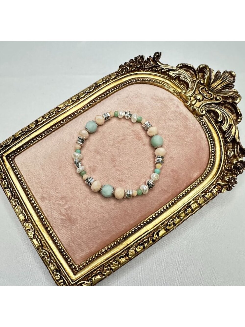 Semi-Precious Green Angelite & Shell Pearl Stretch Bracelet Crystal Handmade